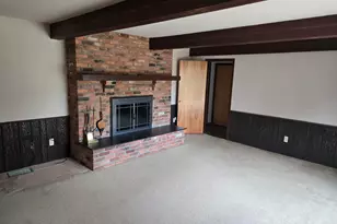 5827 Pine View Dr, Ypsilanti, MI 48197 - Photo 7