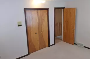 5827 Pine View Dr, Ypsilanti, MI 48197 - Photo 19
