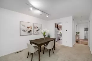 2112 Overlook Ct, Ann Arbor, MI 48103 - Photo 5