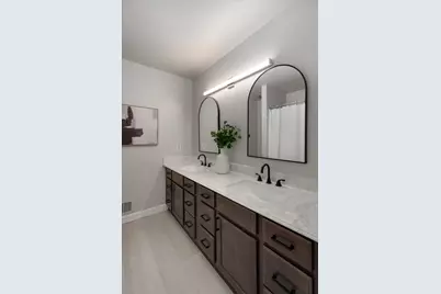 2112 Overlook Court, Ann Arbor, MI 48103 - Photo 19