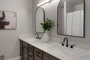 2112 Overlook Ct, Ann Arbor, MI 48103 - Photo 19