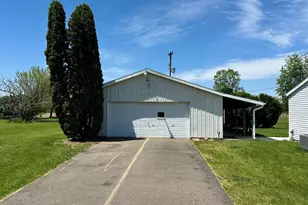 10020 Hadley Rd, Litchfield, MI 49252 - Photo 3