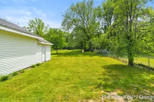736 4 Mile Rd NE, Grand Rapids, MI 49525 - Photo 39