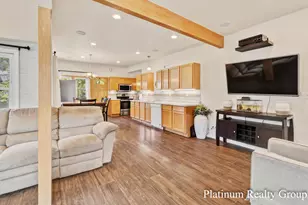 736 4 Mile Rd NE, Grand Rapids, MI 49525 - Photo 17