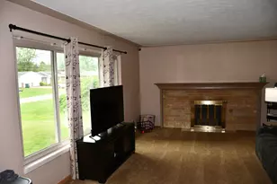 6404 Ardmore Ave, Jenison, MI 49428 - Photo 9