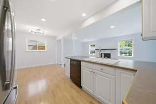 10052 Wolfriver Dr, Plymouth, MI 48170 - Photo 13