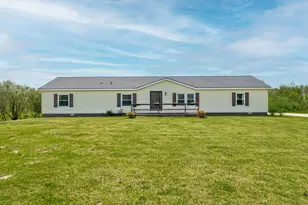 10815 S Hawkins Rd, Reed City, MI 49677 - Photo 1