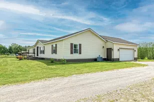 10815 S Hawkins Rd, Reed City, MI 49677 - Photo 1