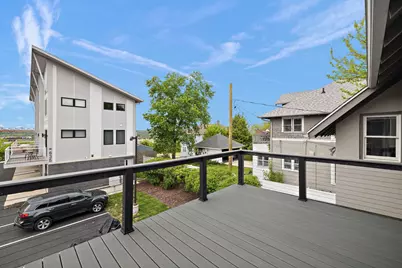 637 Fairview Avenue NE, Grand Rapids, MI 49503 - Photo 29