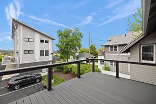 637 Fairview Ave NE, Grand Rapids, MI 49503 - Photo 29