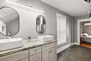 637 Fairview Ave NE, Grand Rapids, MI 49503 - Photo 21