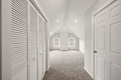 637 Fairview Avenue NE, Grand Rapids, MI 49503 - Photo 29