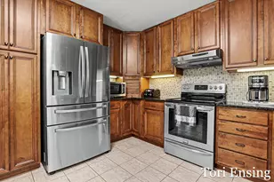 10874 Wildwood Dr, Greenville, MI 48838 - Photo 11