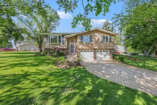5978 Flamingo Dr, Jackson, MI 49201 - Photo 1