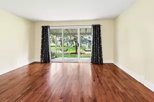 5851 Leisure S Dr SE, Grand Rapids, MI 49548 - Photo 5