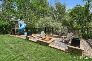156 Hightower Dr NE, Rockford, MI 49341 - Photo 37