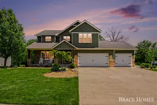 156 Hightower Dr NE, Rockford, MI 49341 - Photo 3
