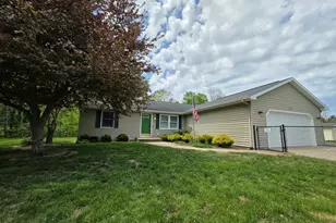 1125 Kristie Ln, Ludington, MI 49431 - Photo 1