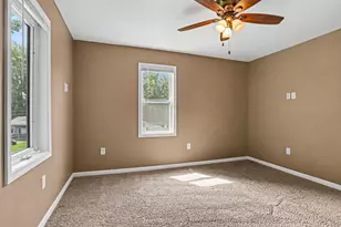 919 Charles St, Plainwell, MI 49080 - Photo 11