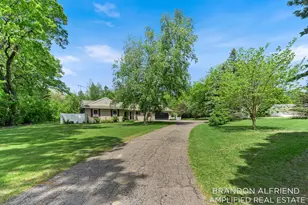 10226 SW Greenville Rd, Greenville, MI 48838 - Photo 49