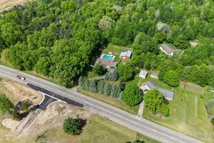 10226 SW Greenville Rd, Greenville, MI 48838 - Photo 57