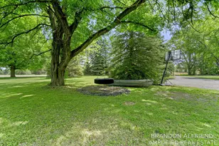 10226 SW Greenville Rd, Greenville, MI 48838 - Photo 47