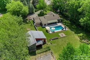 10226 SW Greenville Rd, Greenville, MI 48838 - Photo 53
