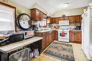 448 Houston Ave, Muskegon, MI 49441 - Photo 11