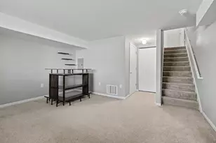 2103 Stone School Cir, Ann Arbor, MI 48108 - Photo 3