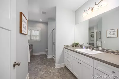 8429 Pinecroft Court, Hudsonville, MI 49426 - Photo 19