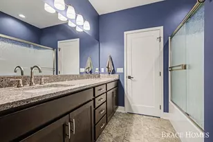 6234 Hall St SE, Grand Rapids, MI 49546 - Photo 35