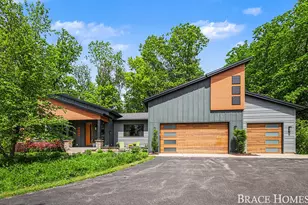 6234 Hall St SE, Grand Rapids, MI 49546 - Photo 1