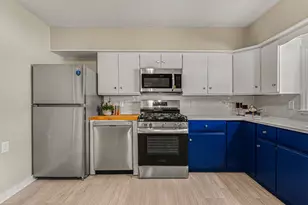 757 6th St NW, Grand Rapids, MI 49504 - Photo 9