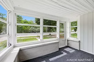 204 N Sherwood Ave, Plainwell, MI 49080 - Photo 5