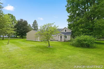 204 N Sherwood Avenue, Plainwell, MI 49080 - Photo 31