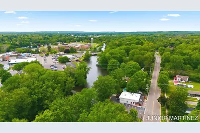 204 N Sherwood Avenue, Plainwell, MI 49080 - Photo 41