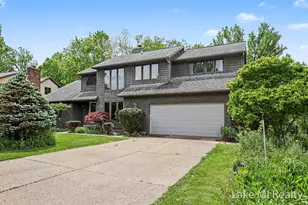 5537 Bentbrook Dr SE, Grand Rapids, MI 49508 - Photo 1