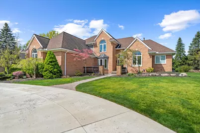 46571 Galway Drive, Novi, MI 48374 - Photo 3