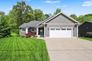 2006 Lake Ave, Muskegon, MI 49445 - Photo 1