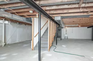 2377 Duke Dr, Troy, MI 48085 - Photo 47