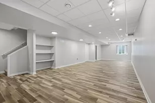 302 Dewey St, Royal Oak, MI 48067 - Photo 29