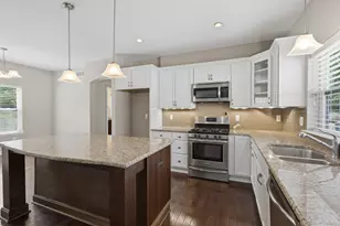 302 Dewey St, Royal Oak, MI 48067 - Photo 11