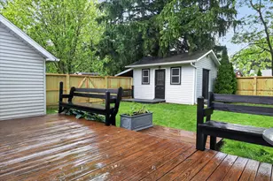 409 Oak St, Three Oaks, MI 49128 - Photo 29