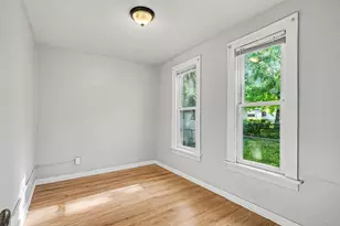 1023 Pulawski St SW, Grand Rapids, MI 49504 - Photo 11