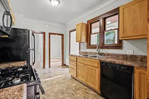 1023 Pulawski St SW, Grand Rapids, MI 49504 - Photo 13