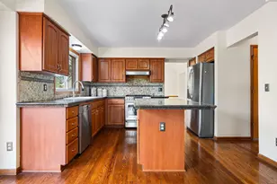 2956 Leslie Park Cir, Ann Arbor, MI 48105 - Photo 19