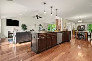1086 Brunn Ave, Saint Joseph, MI 49085 - Photo 7