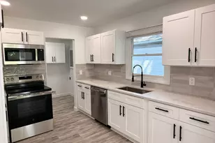 6145 N Dowling Ave, Westland, MI 48185 - Photo 5