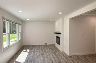 6145 N Dowling Ave, Westland, MI 48185 - Photo 7