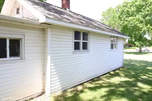 124 W Sheridan St, Fremont, MI 49412 - Photo 29